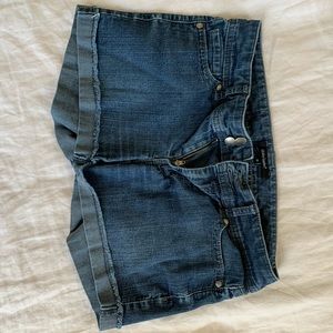 Super cute jean shorts